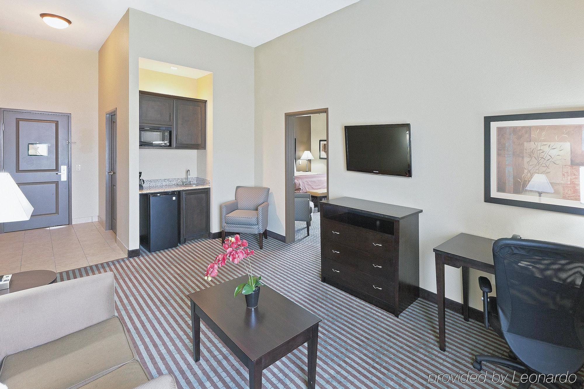 Отель La Quinta By Wyndham Houston Energy Corridor Номер фото